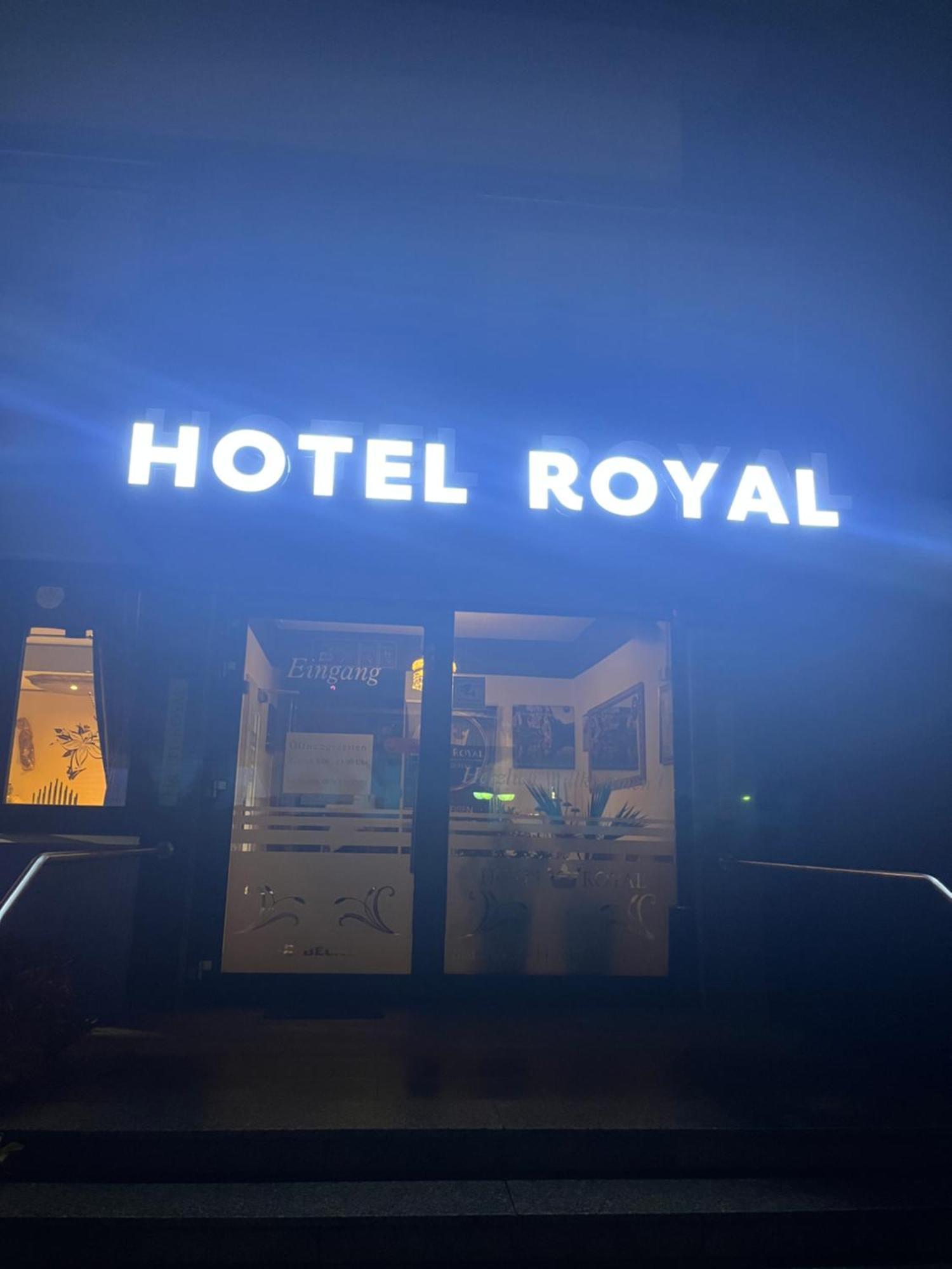 Hotel Royal บาดซัลซูเฟลน ภายนอก รูปภาพ