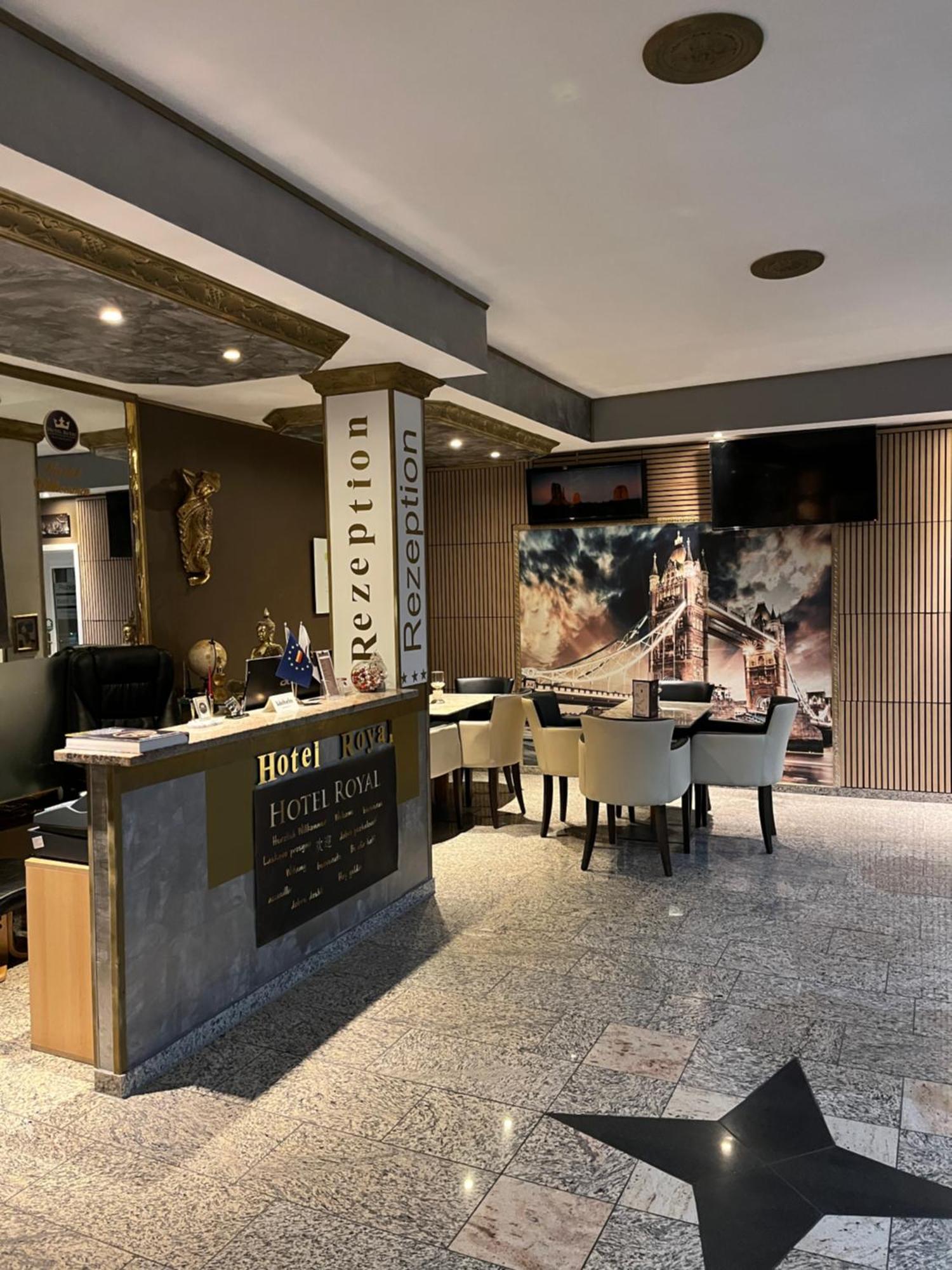 Hotel Royal บาดซัลซูเฟลน ภายนอก รูปภาพ