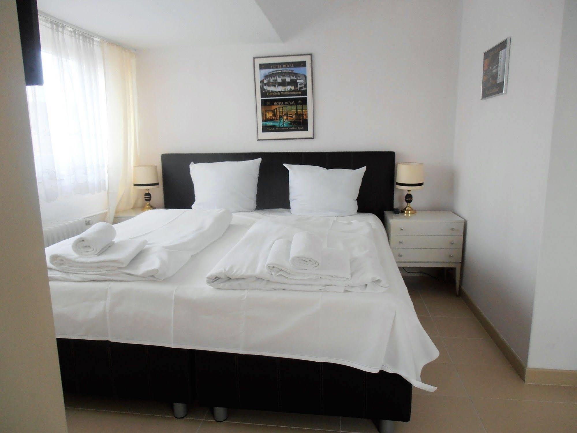 Hotel Royal บาดซัลซูเฟลน ภายนอก รูปภาพ