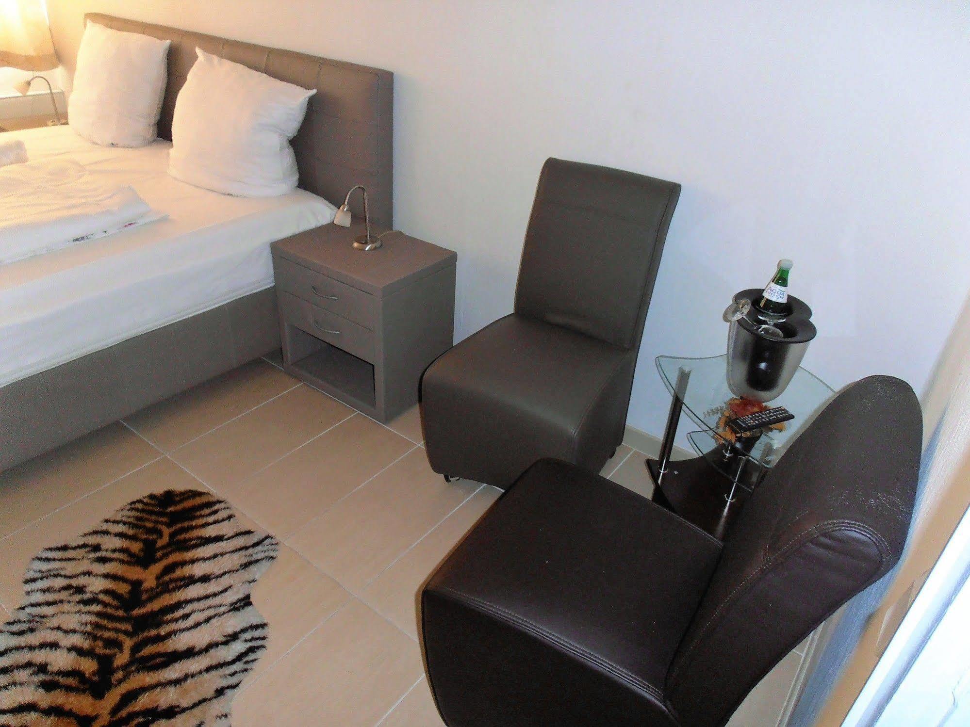 Hotel Royal บาดซัลซูเฟลน ภายนอก รูปภาพ